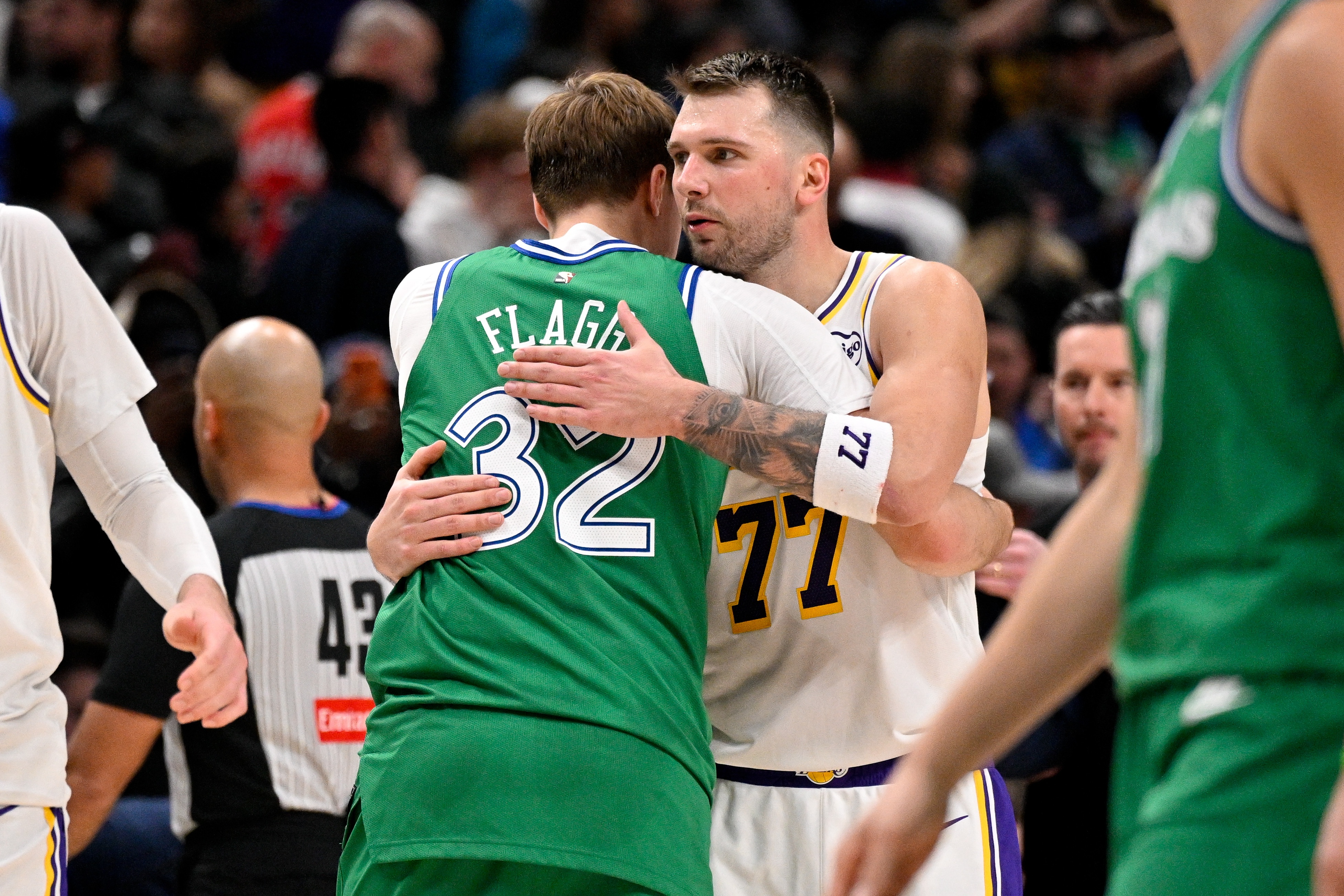 开云体育下载-NBA“返乡”大乱斗：东契奇弗拉格聚首 詹欧合体 马刺&amp;雷霆太炸裂